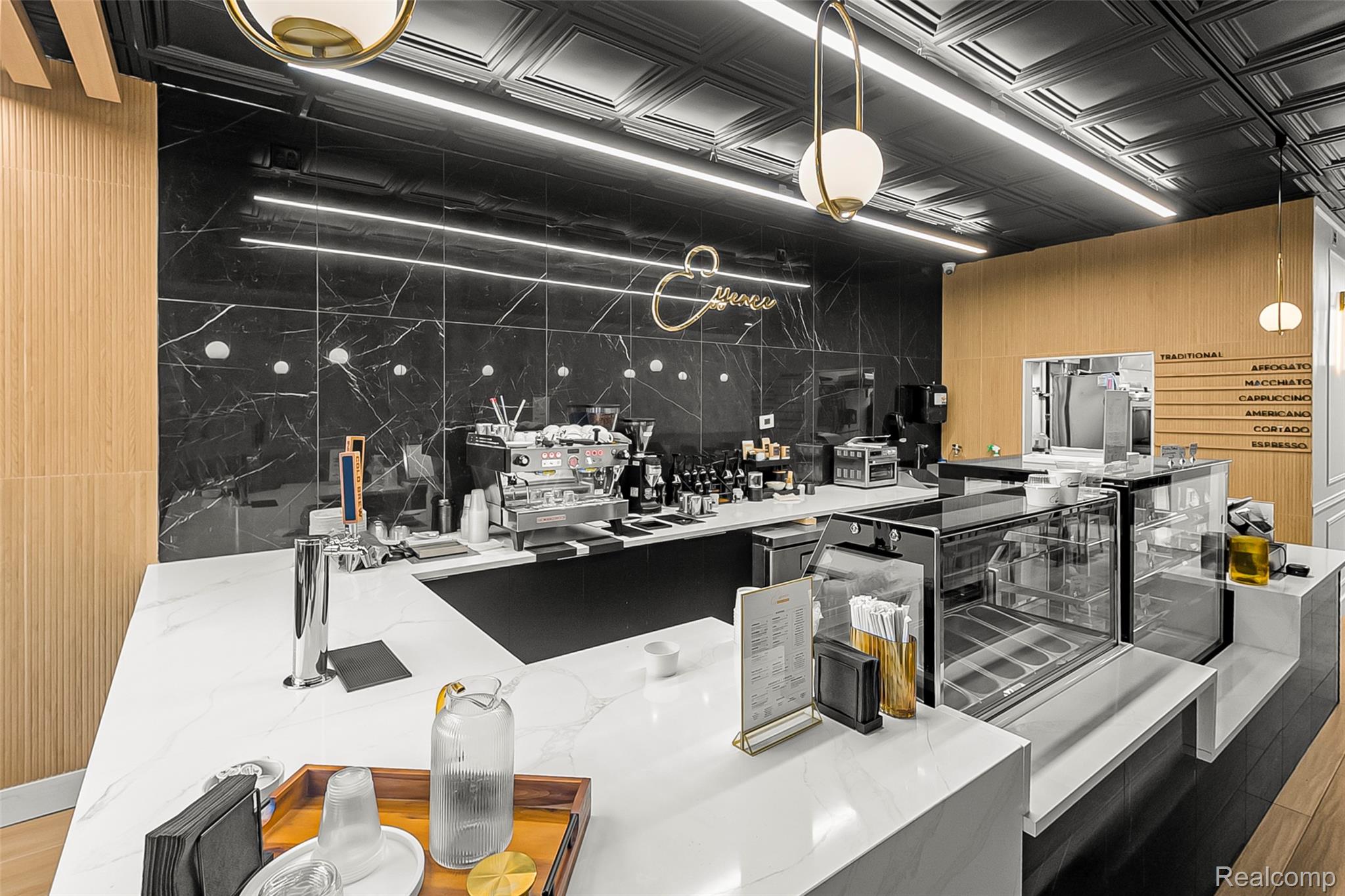 4121 Orchard Lake Rd