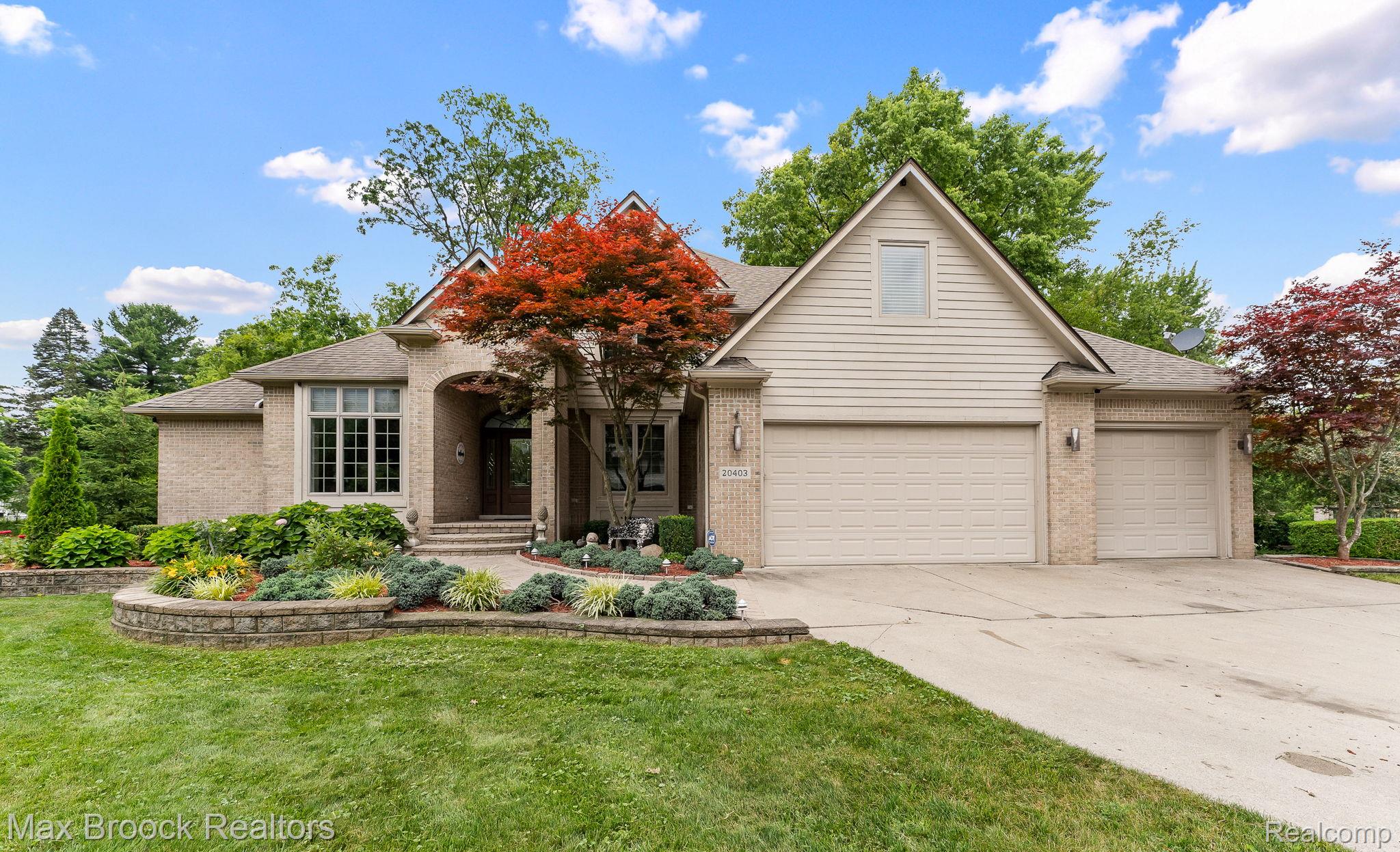 20403 Robinway Drive