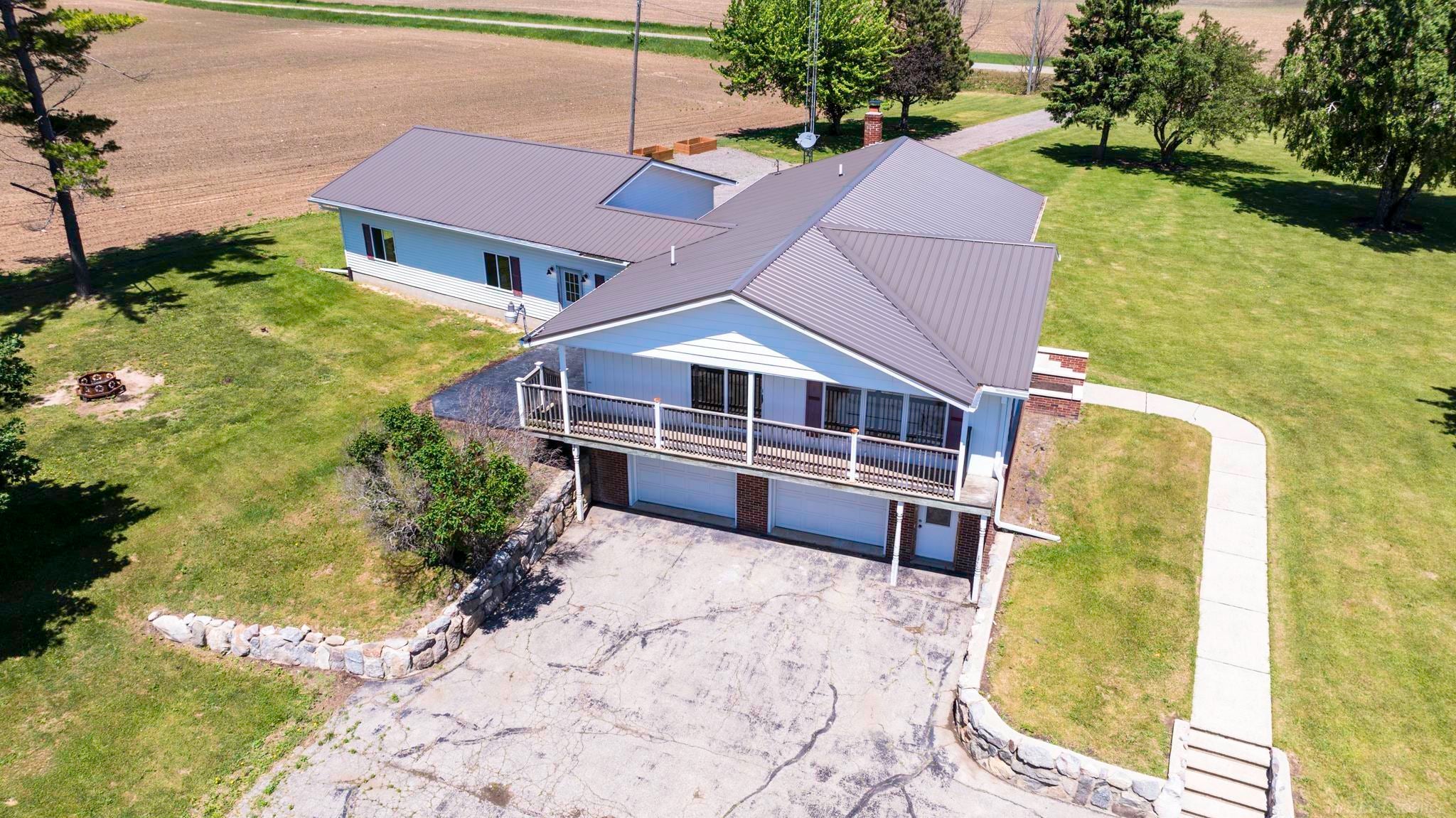 2481 N Ruth Road