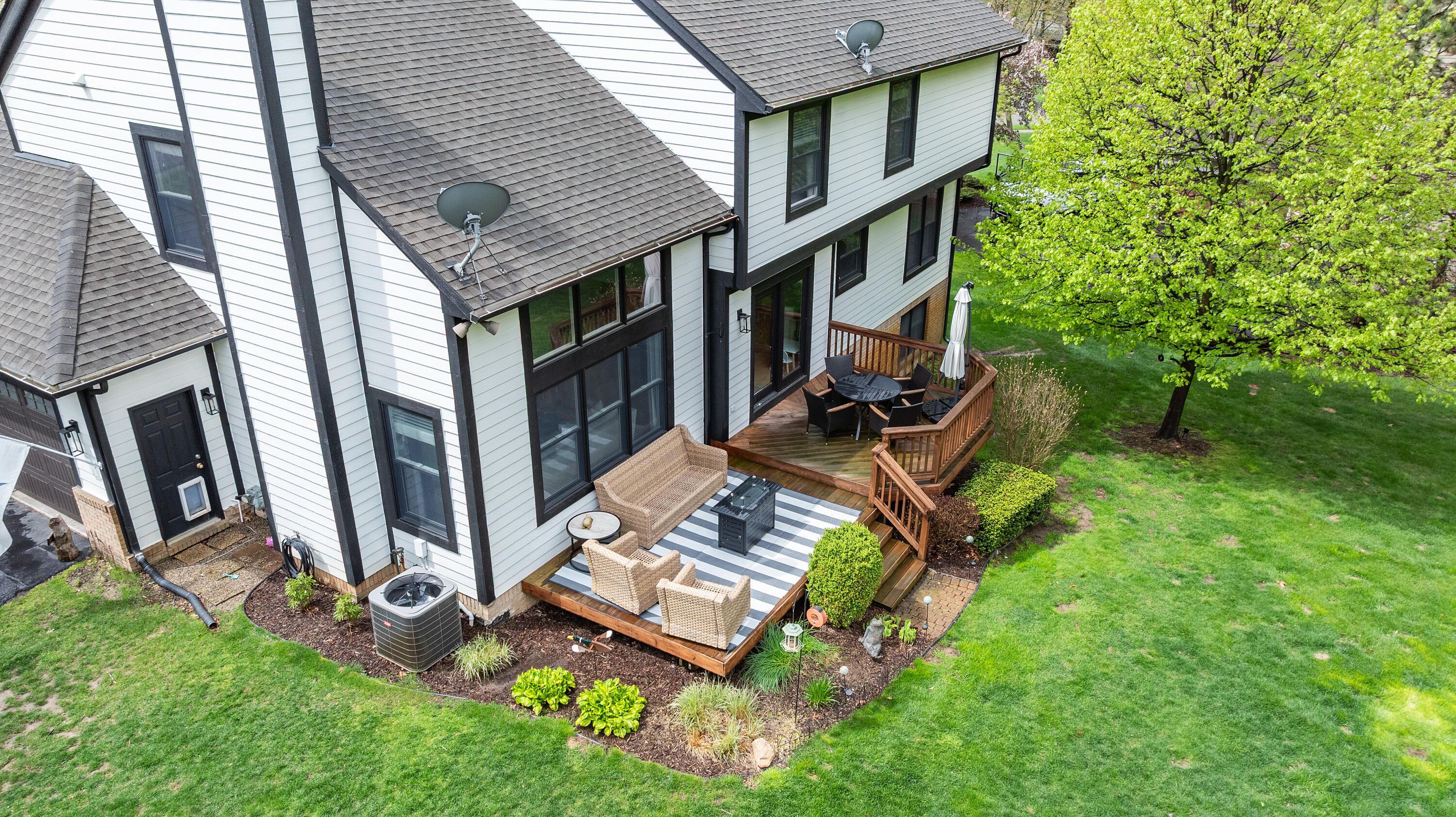 9840 Oak Valley Drive