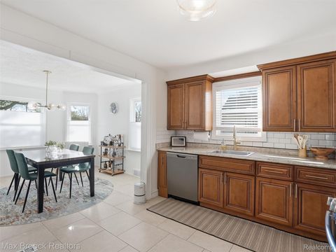 Tiny photo for 27199 Little Mack Avenue, St Clair Shores City, MI 48081 (MLS # 20261015994)