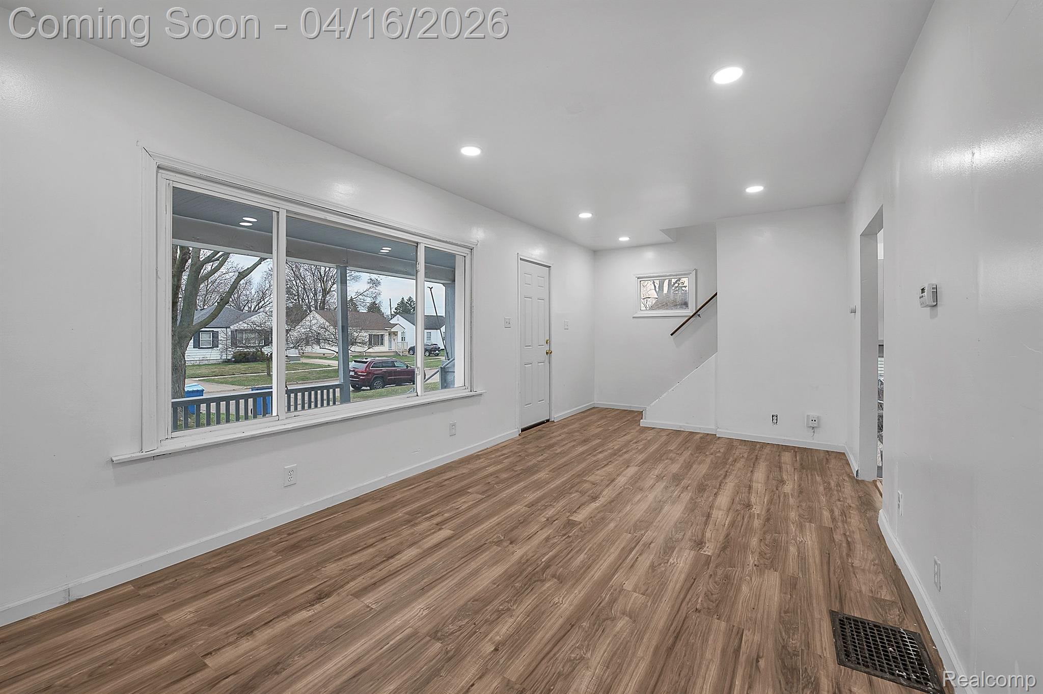 25439 New York Street