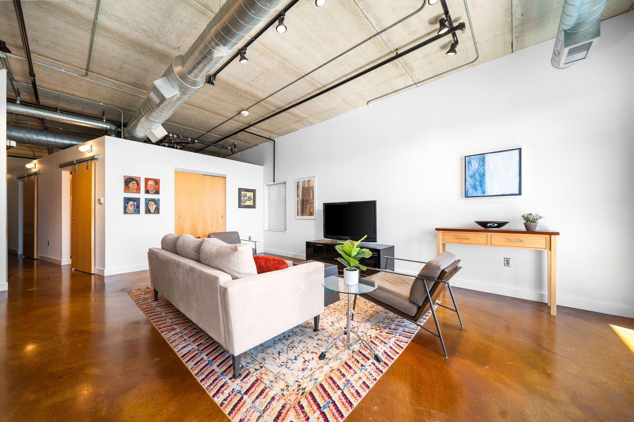 322 E Liberty Street 16 & 17