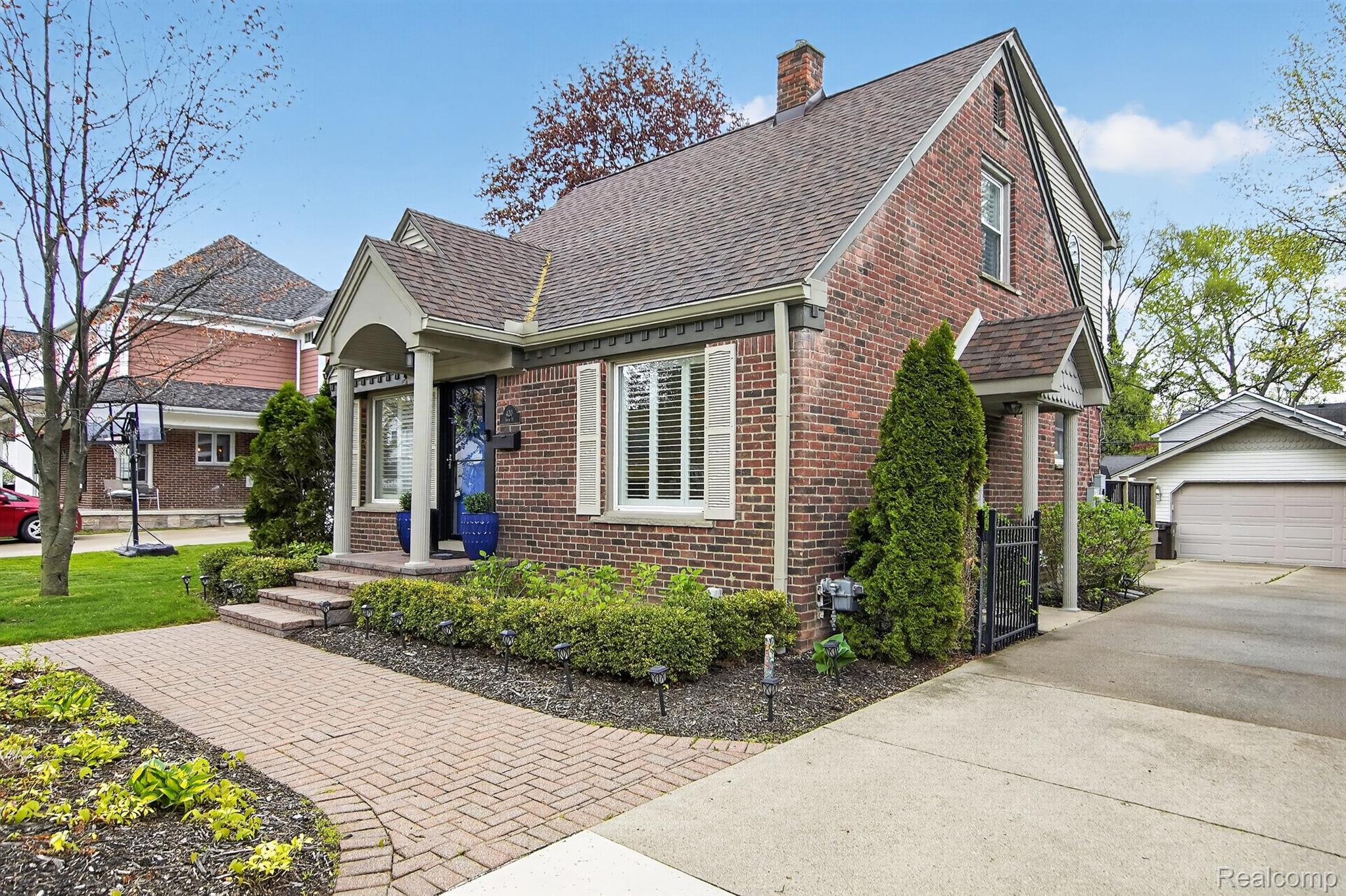 420 Irvin Street