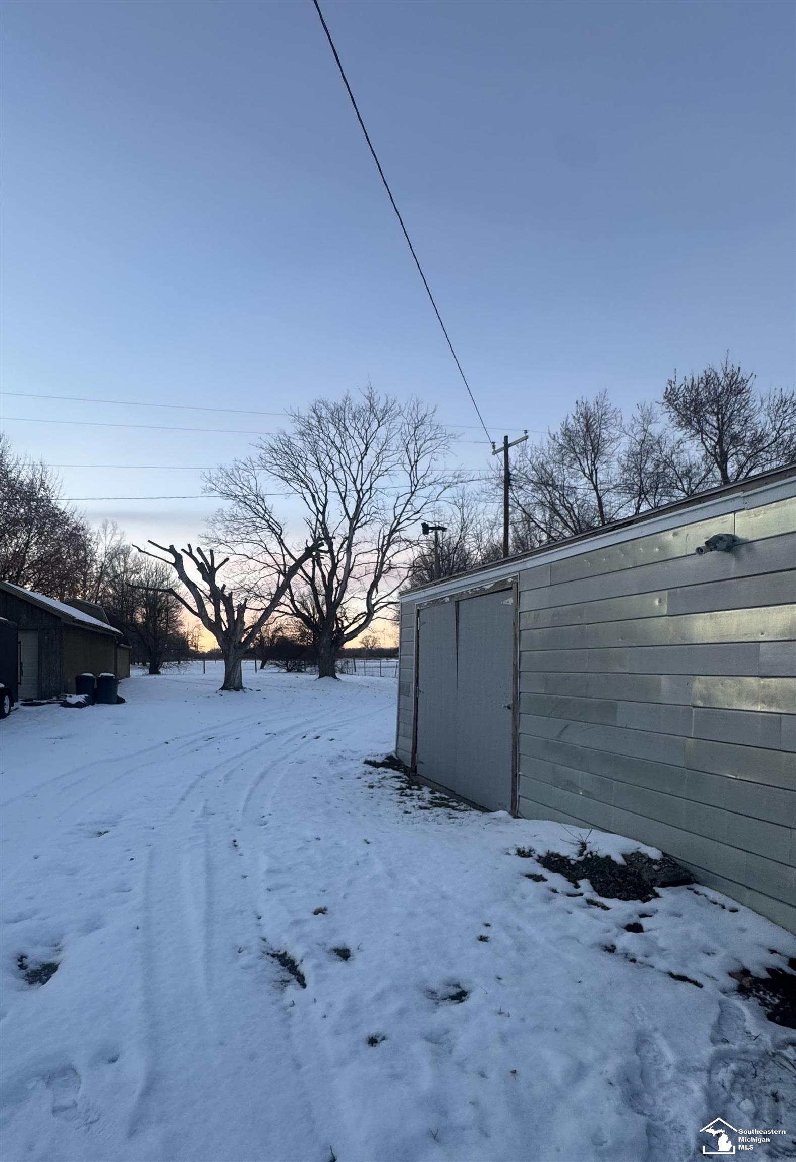 2509 N Telegraph Road