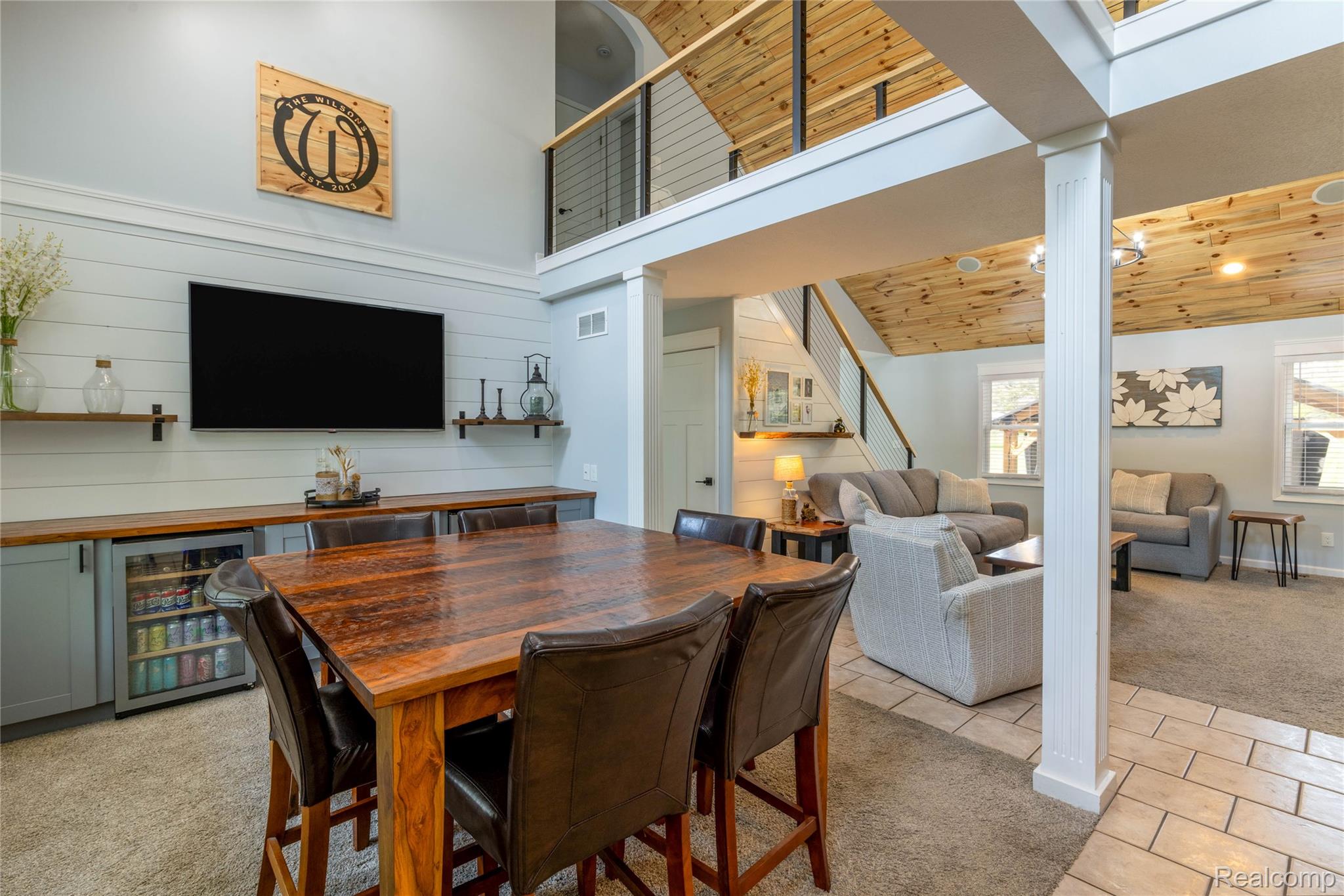 12621 Golden Oaks Drive