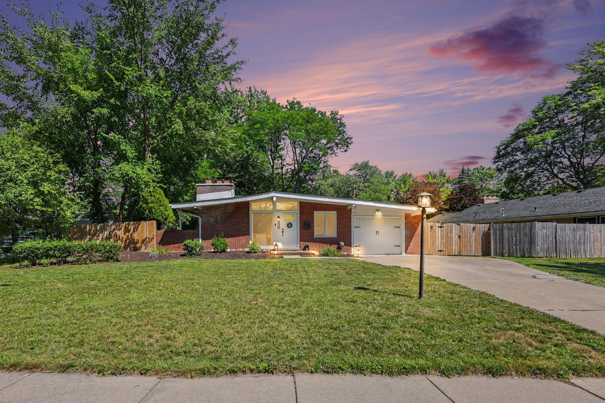 29928 Rock Creek Drive