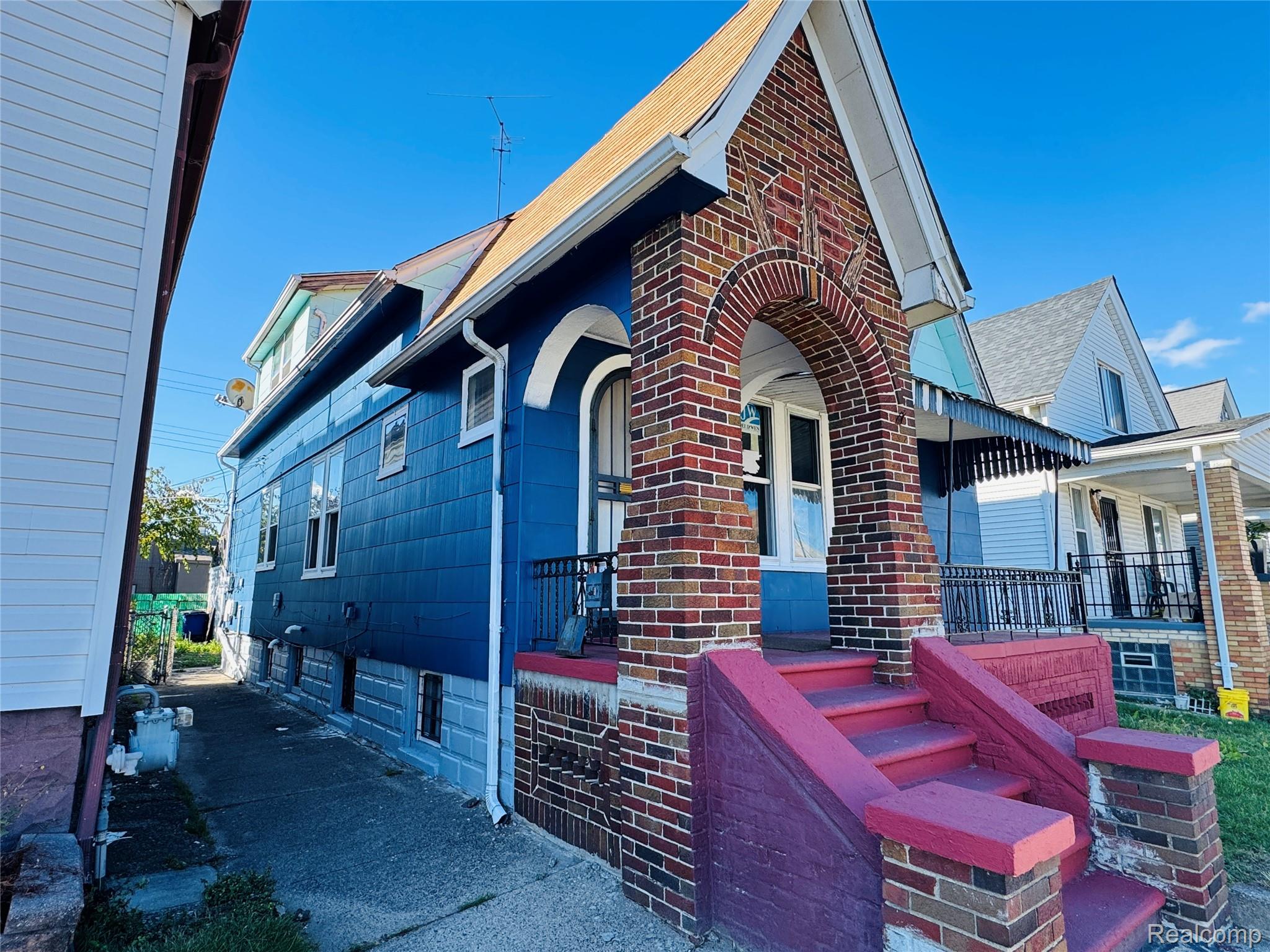 11667 Mitchell Street