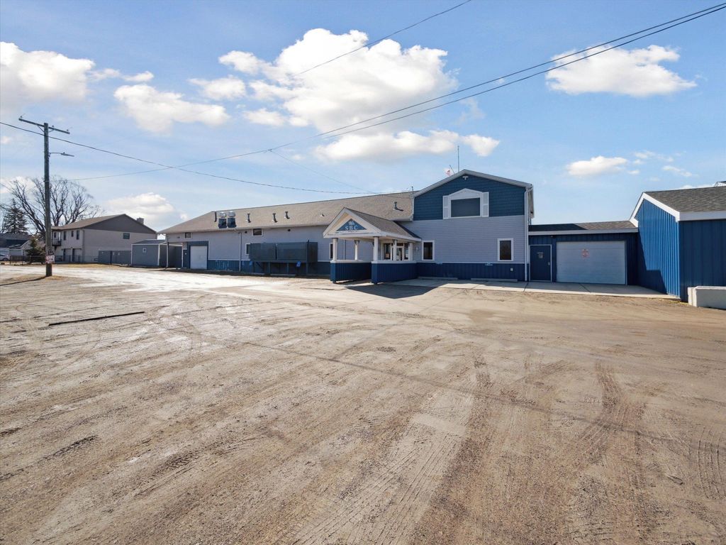 listing image 49