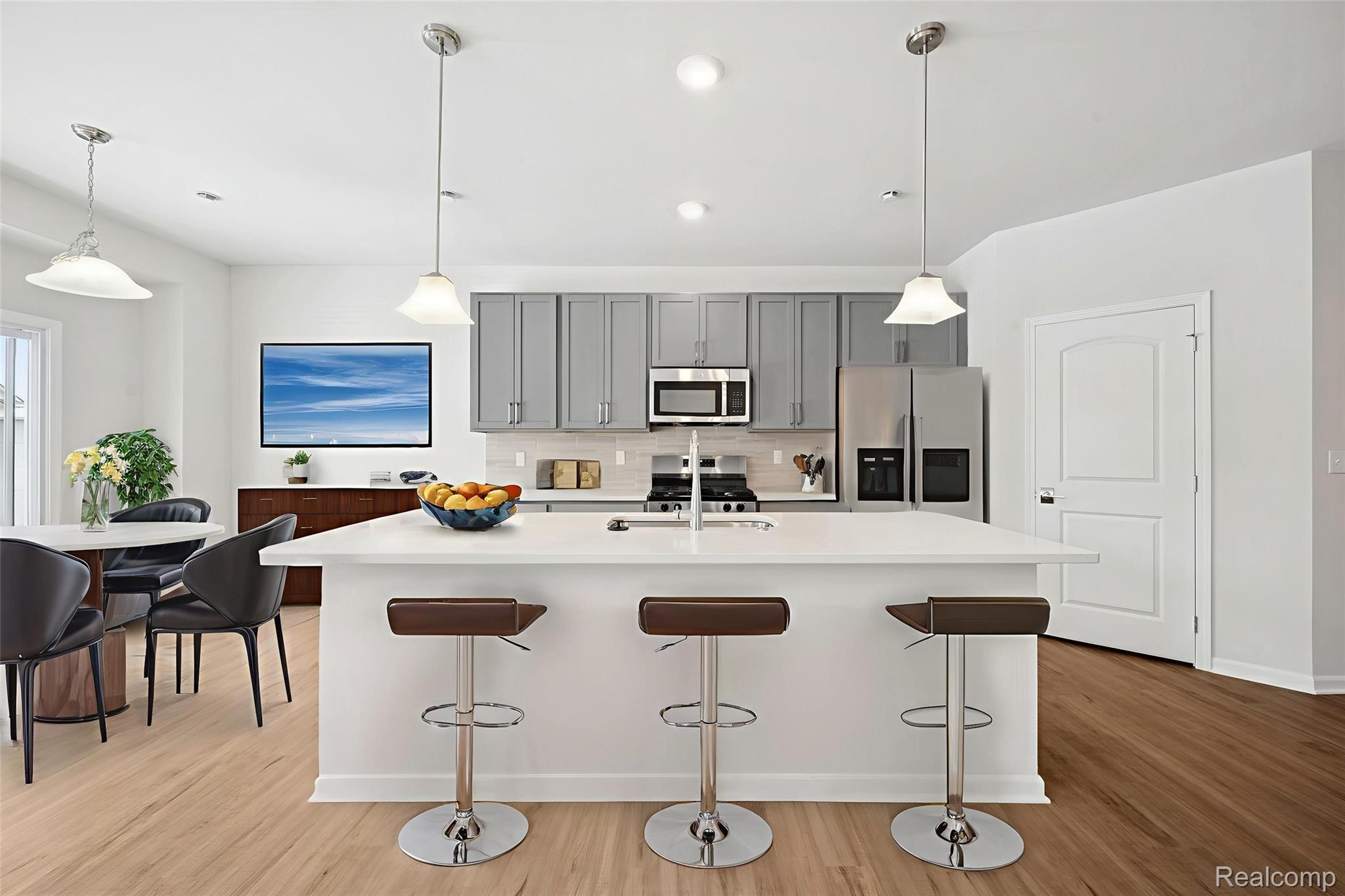 1602 SALT SPRINGS Drive