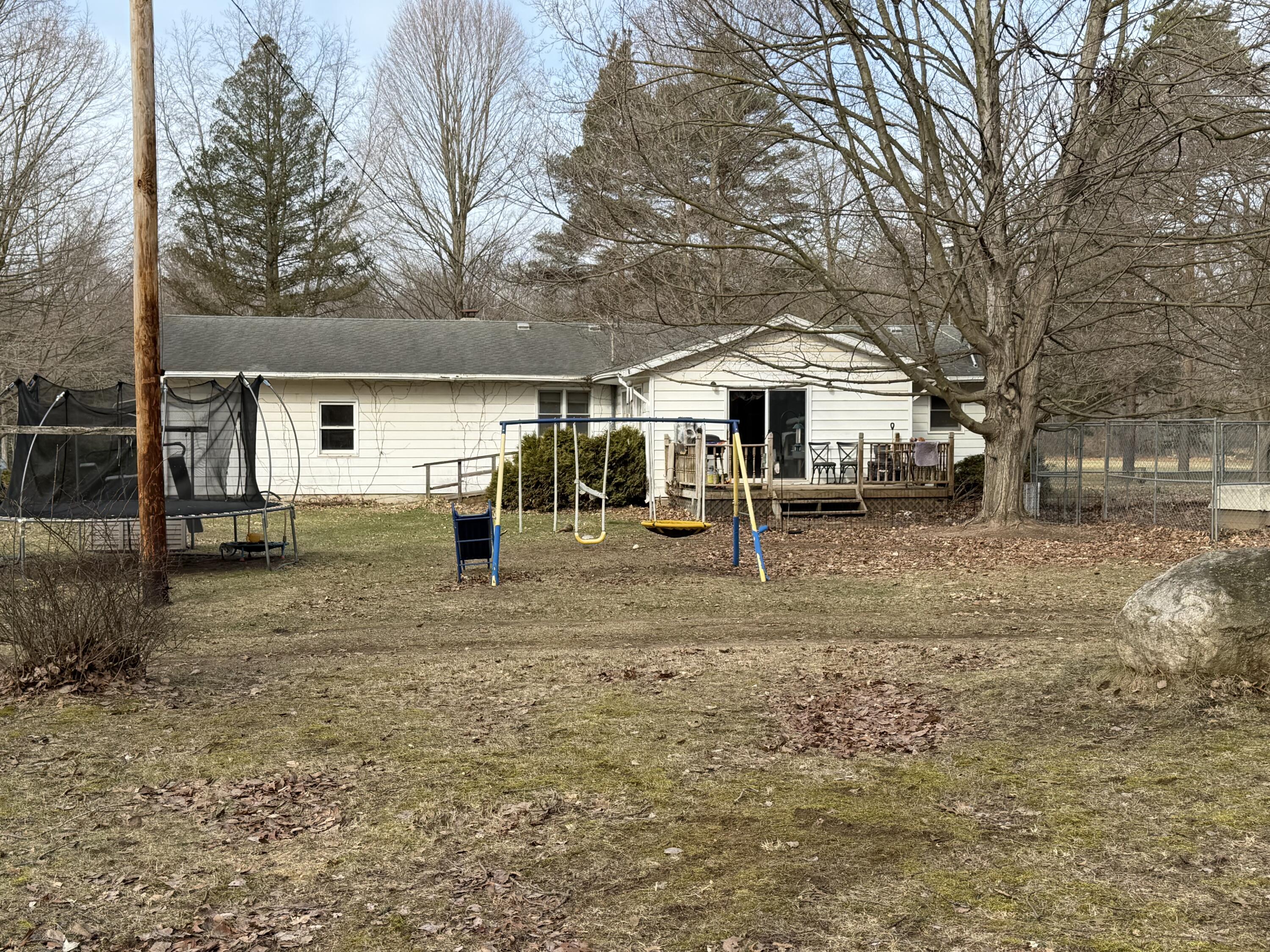 6242 Hawley Highway