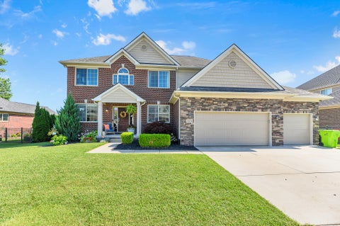Photo of 26574 Bronx Drive, Chesterfield Township, MI 48051 (MLS # 81026039599)