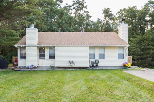 11282 LAKE FOREST DR, PINCKNEY, MI 48169 - Image bf4722100f8af89744a5b5d9db2c6ccb/2912623985