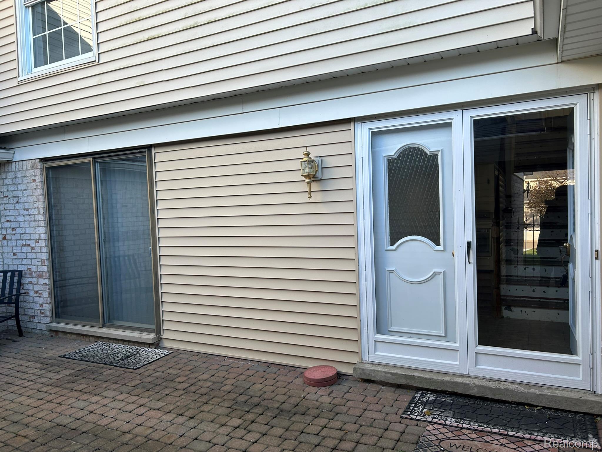 438 Lockmoor Court 18