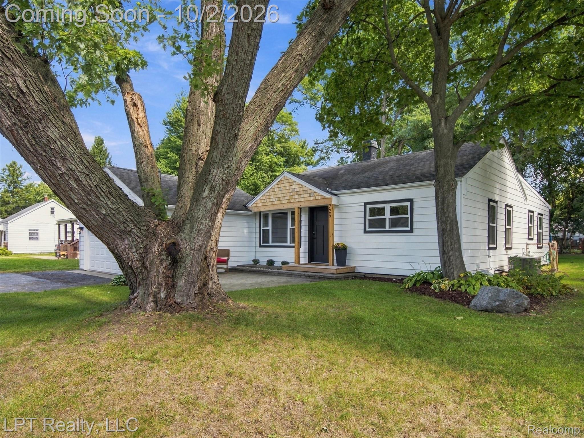 725 S 3rd Street