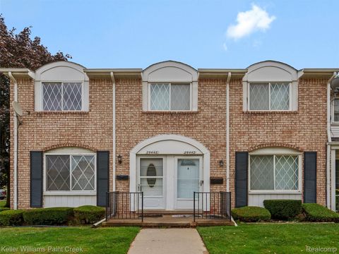 29448 El Dorado Plaza Warren City MI 48088