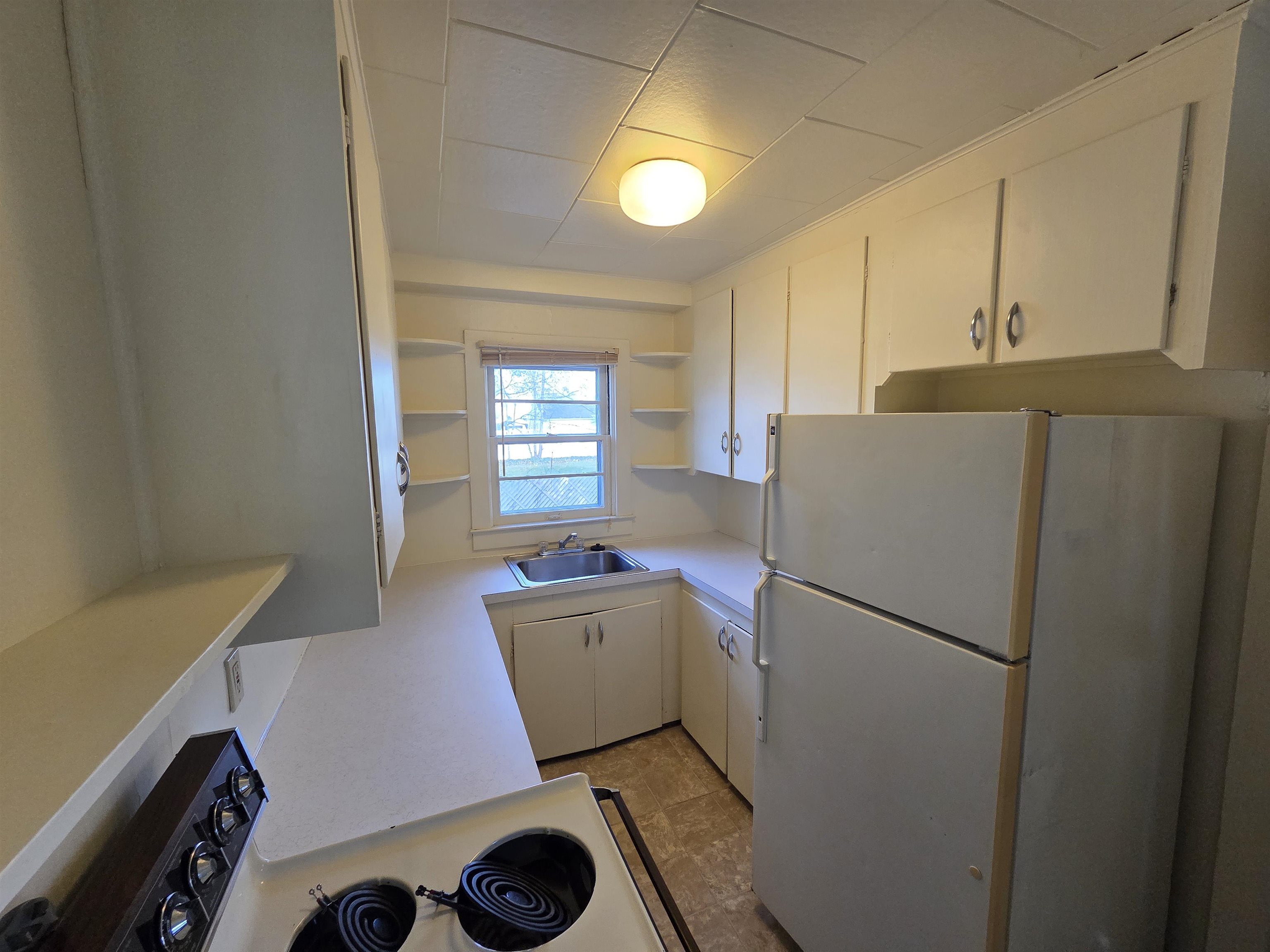 517 E Bennett Avenue