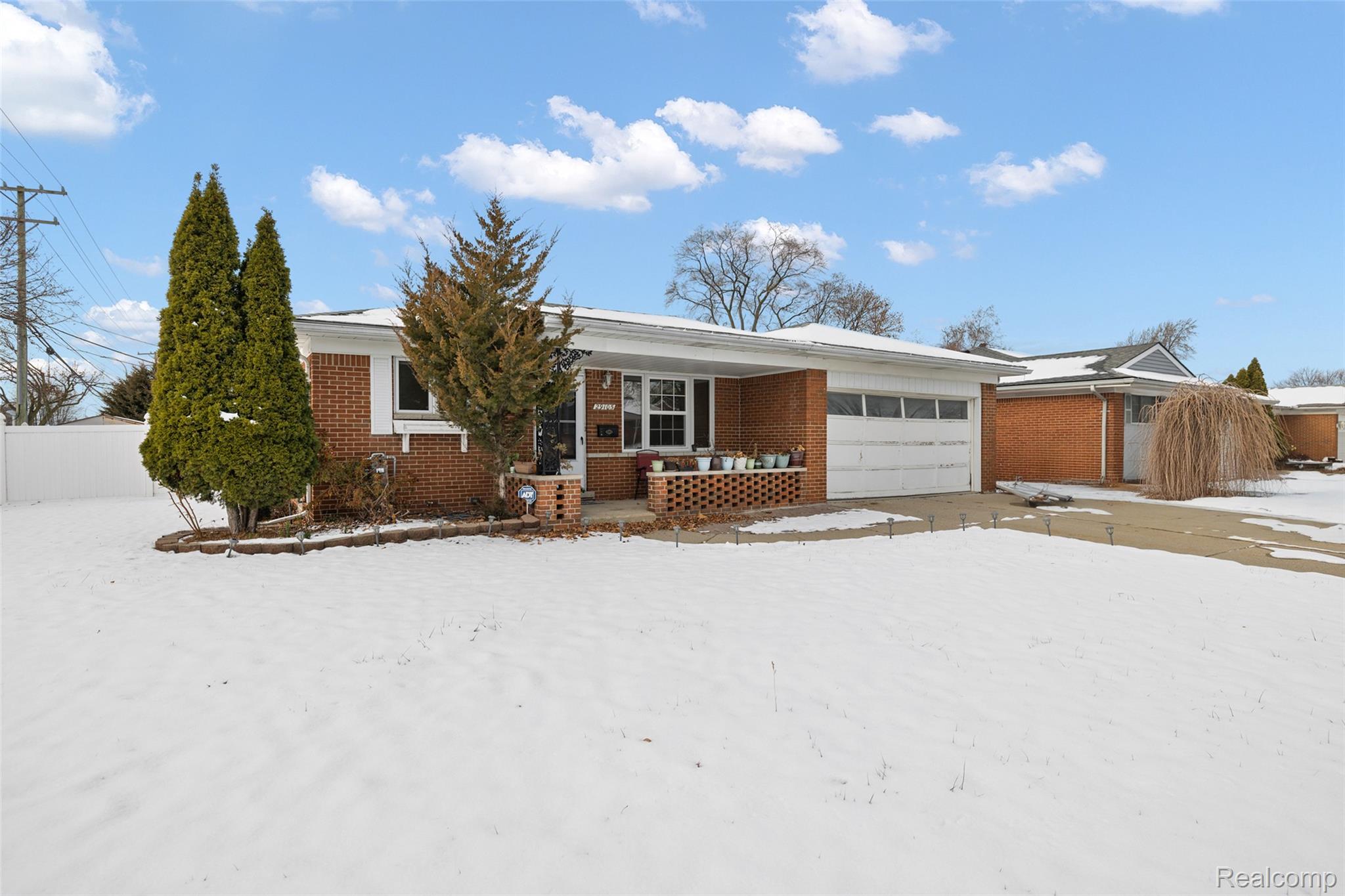 29105 Palomino Drive