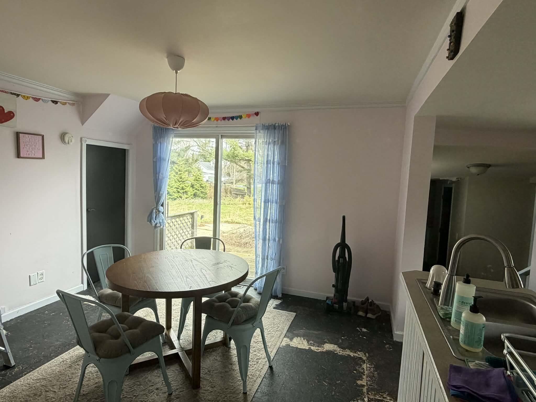 1035 Eastward Street