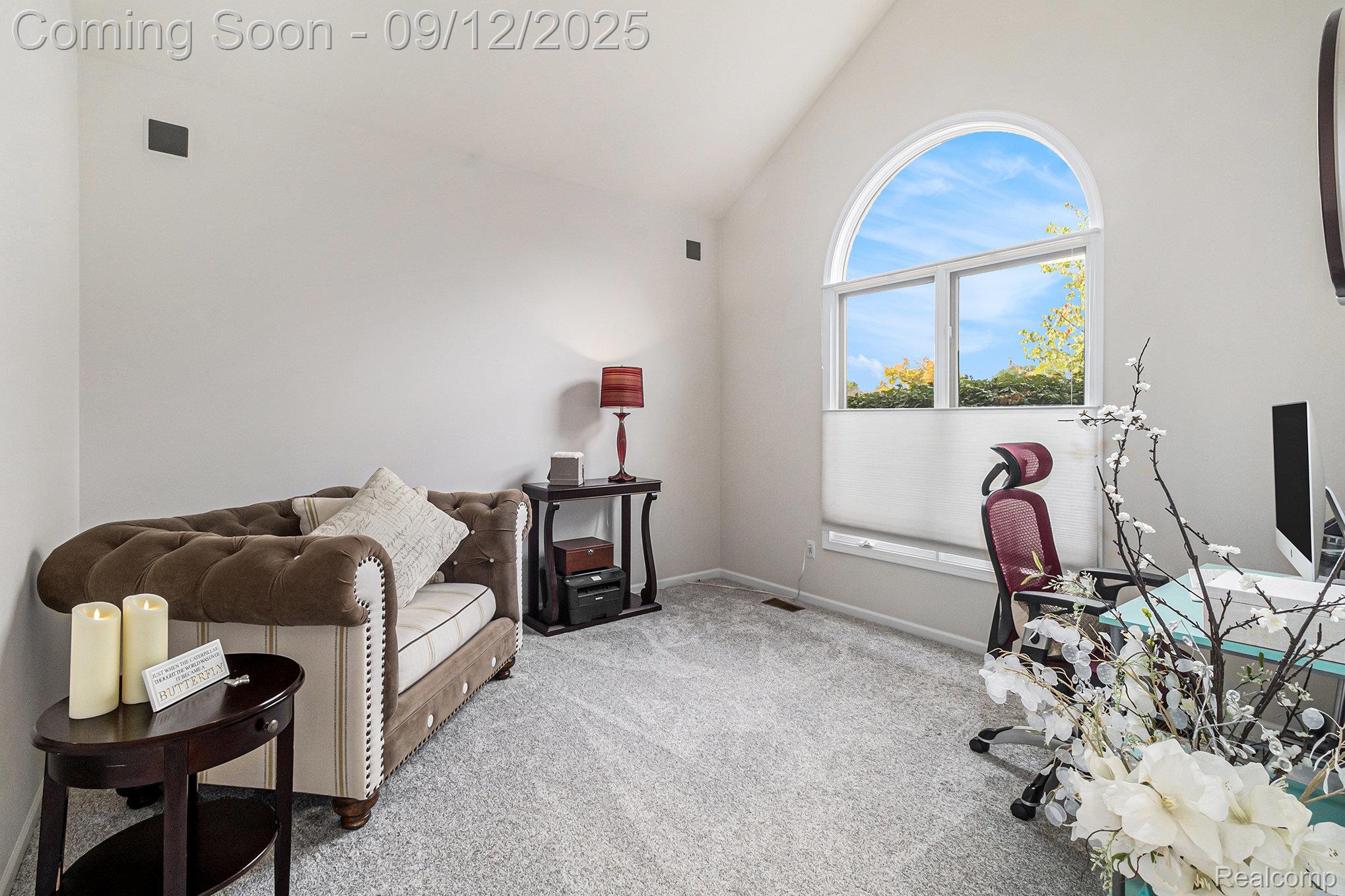 Independence Charter Township, Michigan 48348, United States, 4 Bedrooms Bedrooms, ,4 BathroomsBathrooms,Residential,Pending,205977