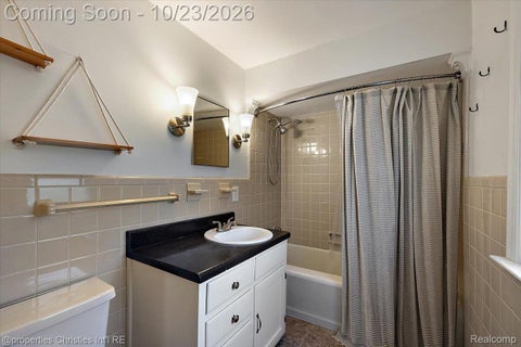 Tiny photo for 1356 W Troy Street, Ferndale City, MI 48220 (MLS # 20261085216)