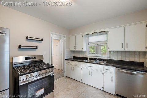 Tiny photo for 1356 W Troy Street, Ferndale City, MI 48220 (MLS # 20261085216)