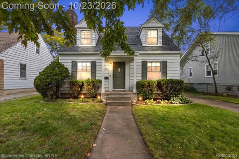 Photo of 1356 W Troy Street, Ferndale City, MI 48220 (MLS # 20261085216)