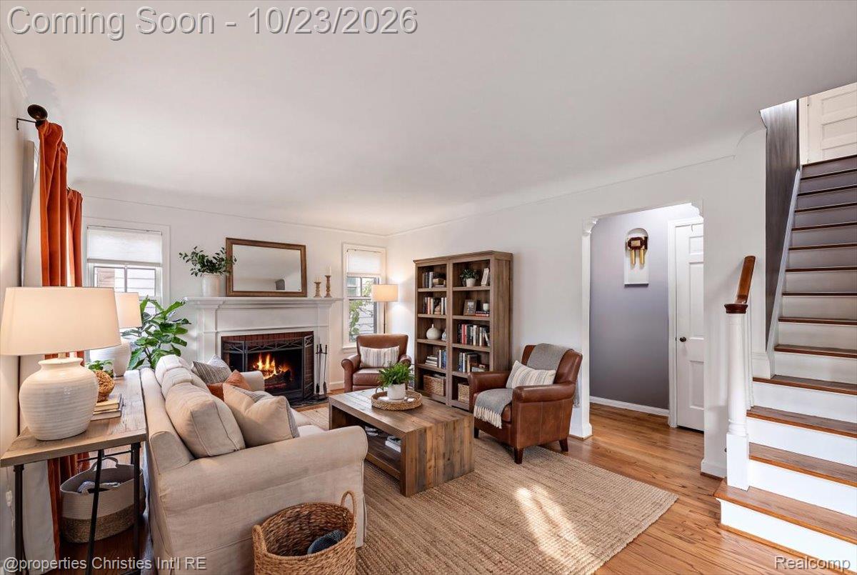 1356 W Troy Street