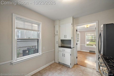 Tiny photo for 1356 W Troy Street, Ferndale City, MI 48220 (MLS # 20261085216)