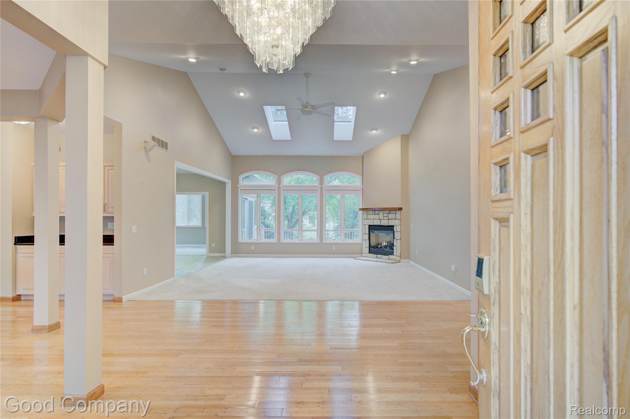 374 Oakbridge Drive