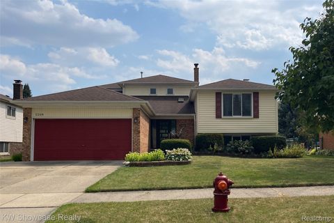 2268 Academy Drive Troy City MI 48083