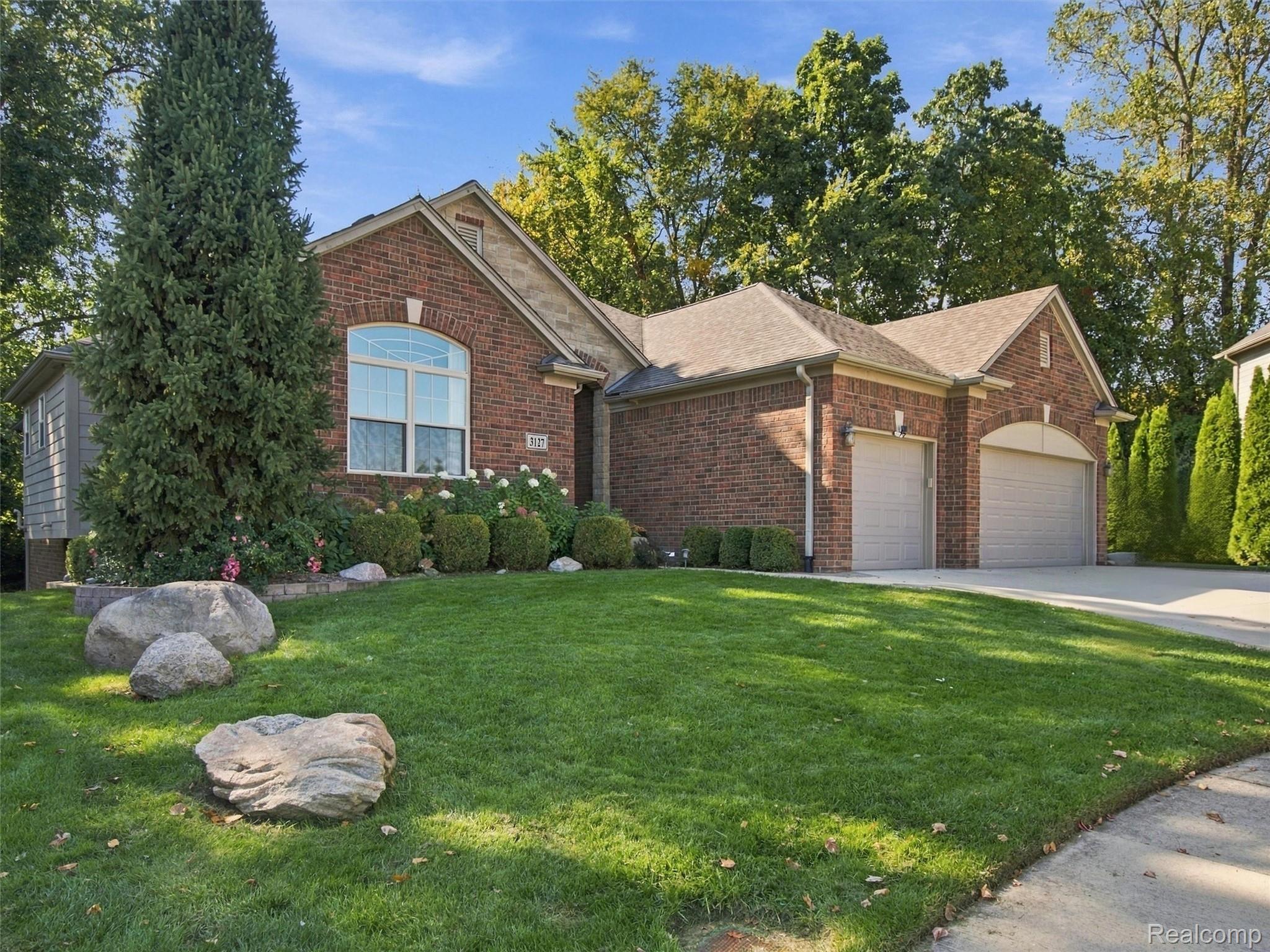 3127 Ramzi Lane