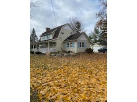 3217 Jefferson Midland City MI 48640