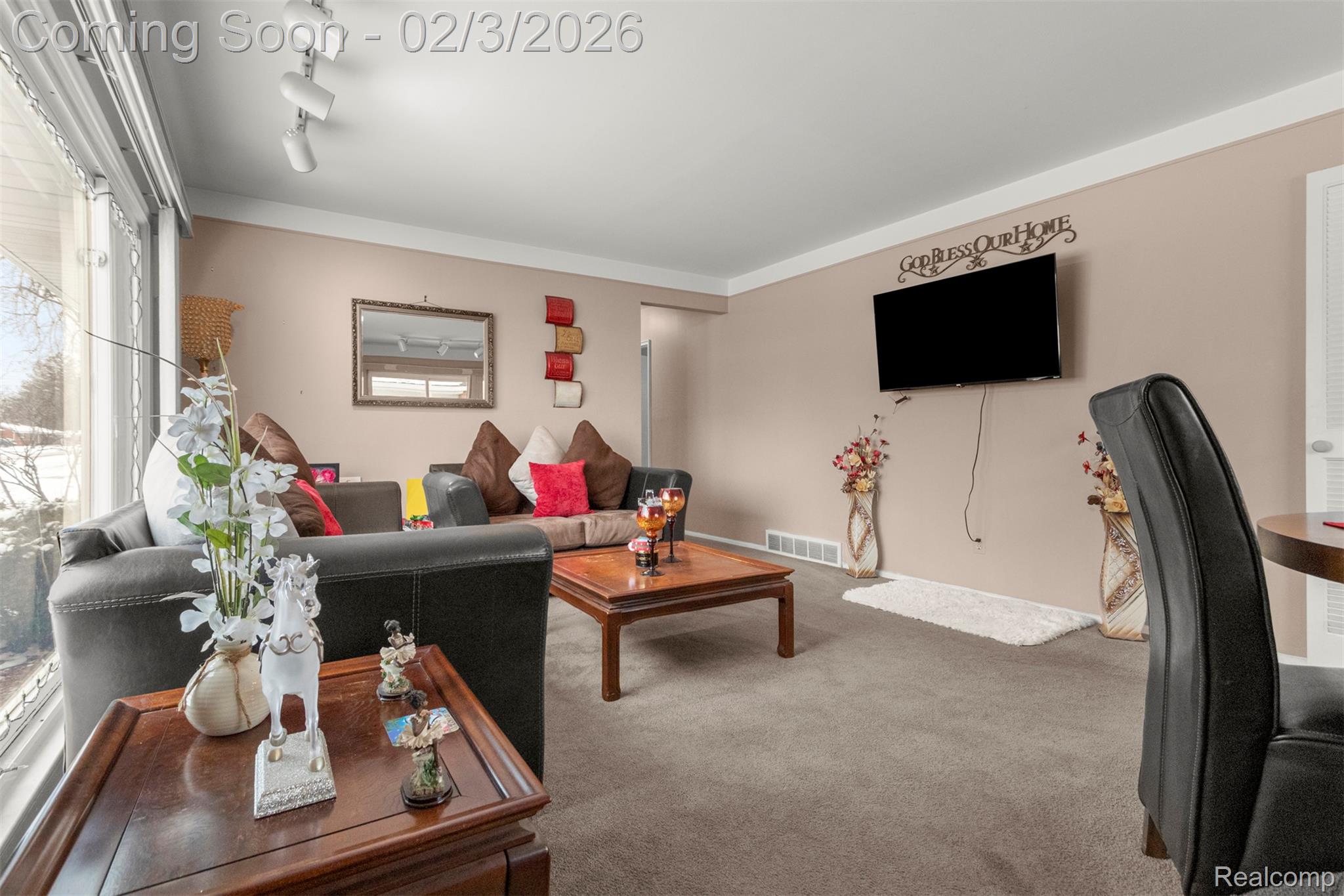 8512 Norborne Avenue