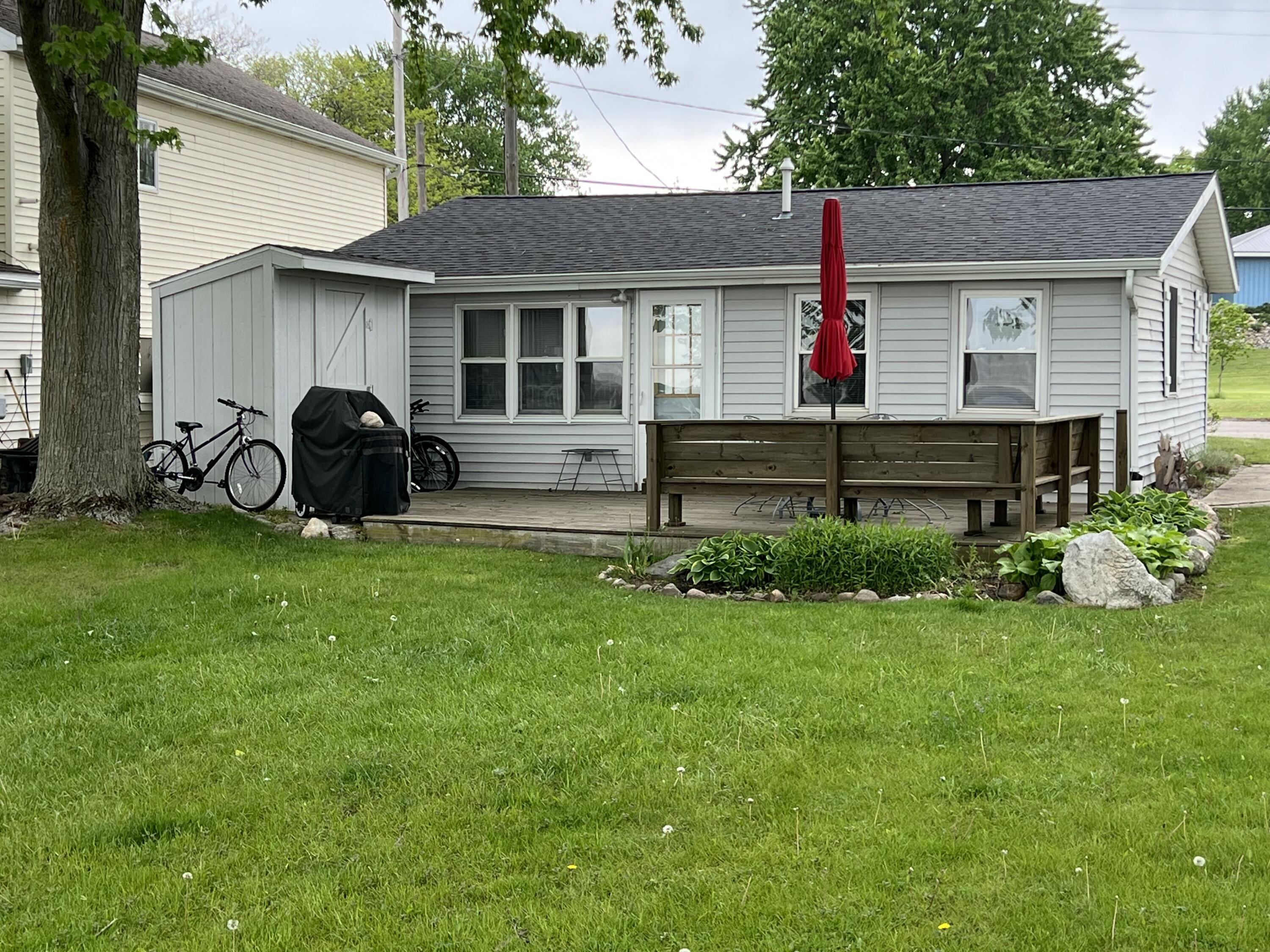 816 Lakeview Drive
