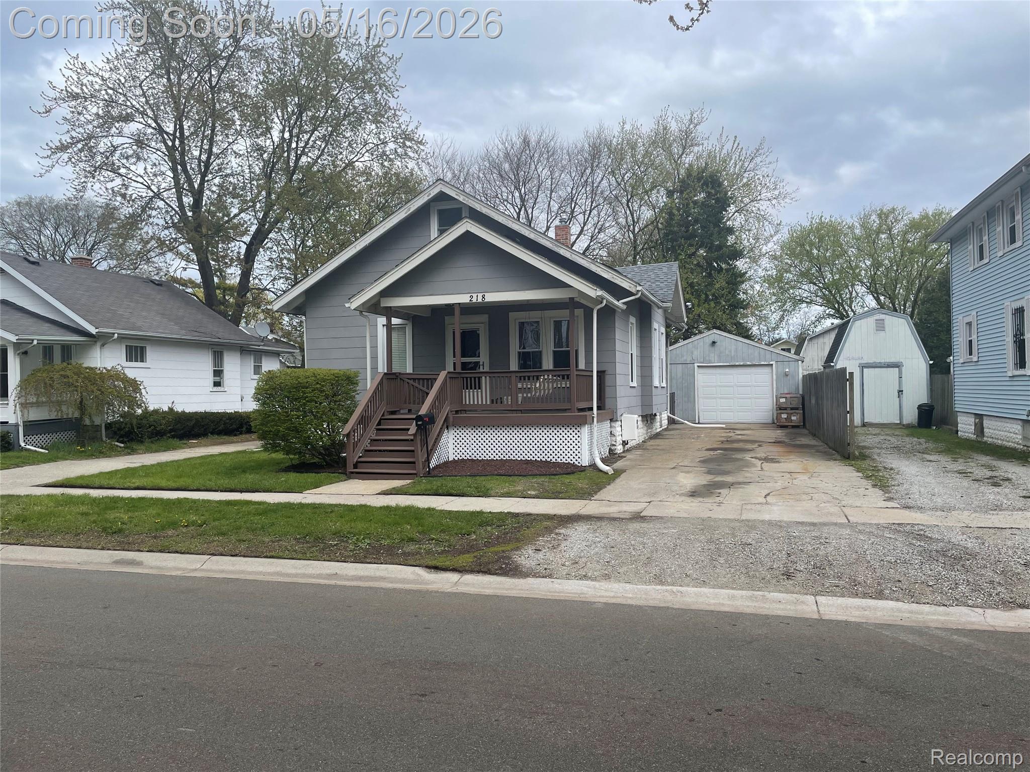 218 16th Street