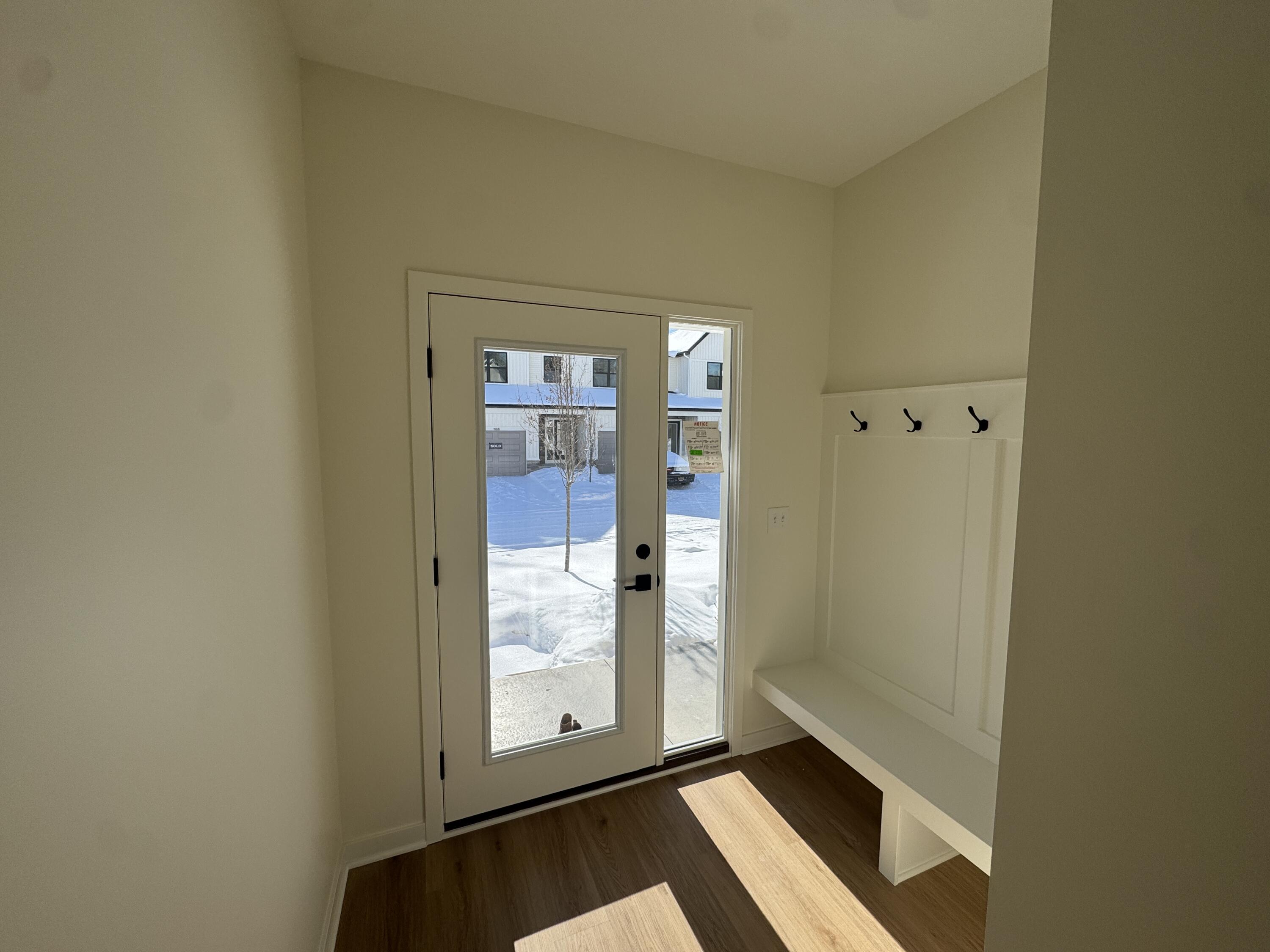 1987 S Shorewood Lane