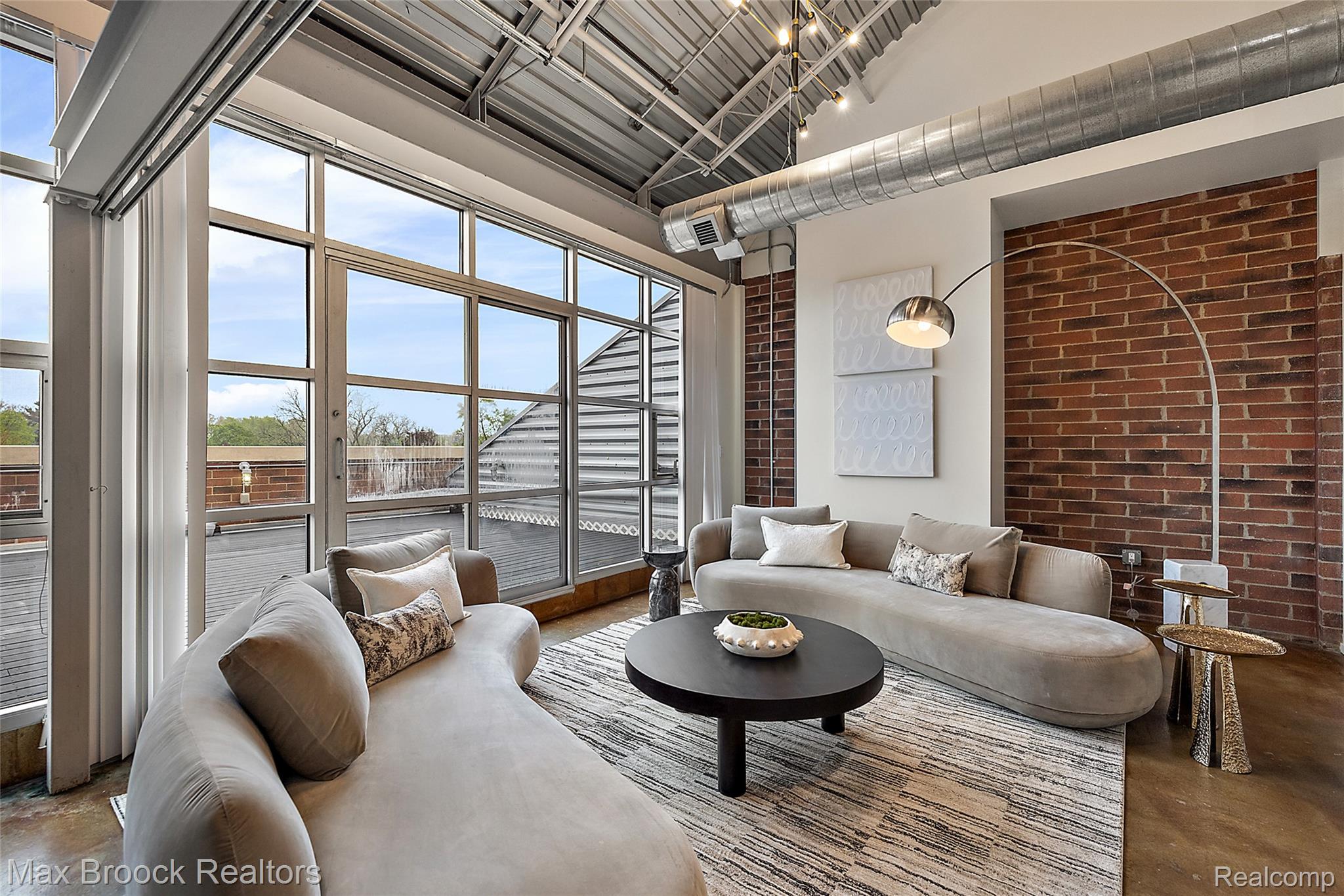 333 E PARENT Avenue 41