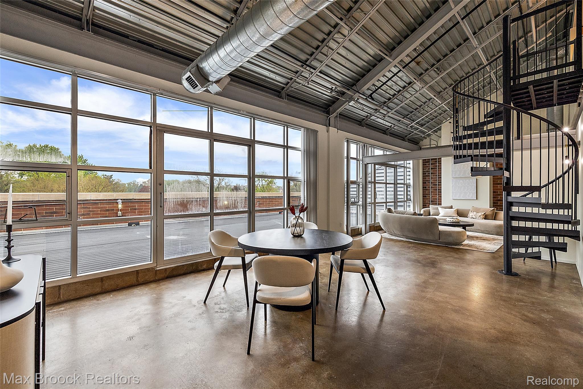 333 E PARENT Avenue 41