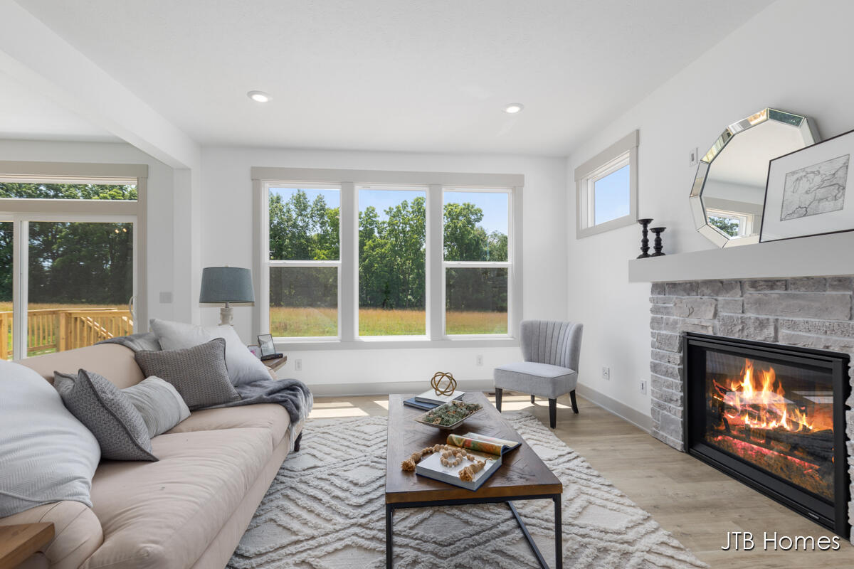 8284 Kettle Oak Drive