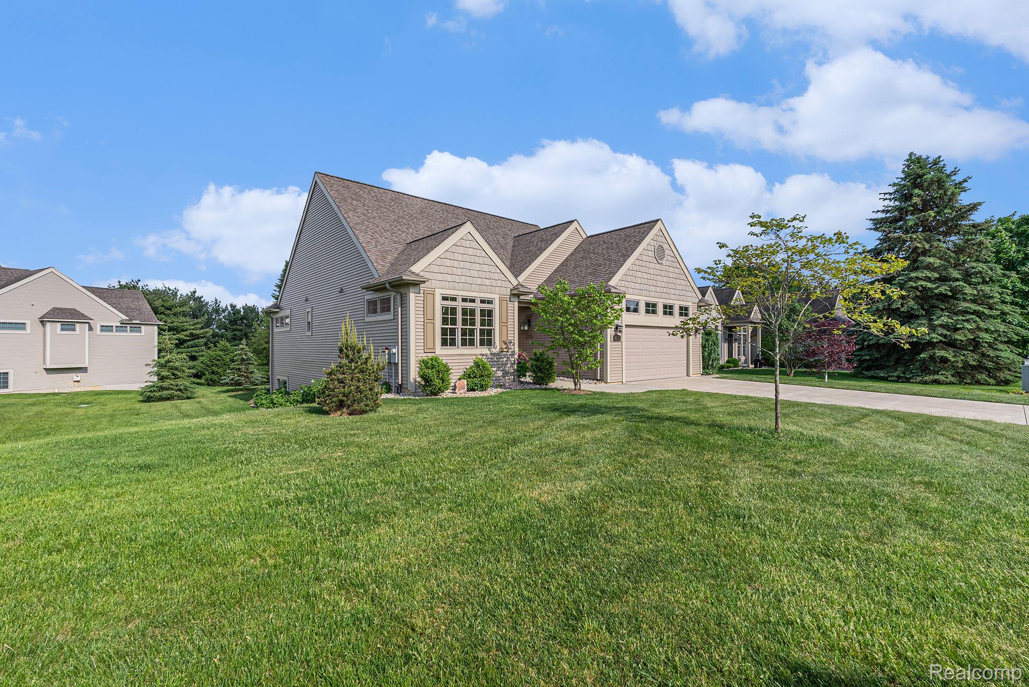 3605 DEERFIELD