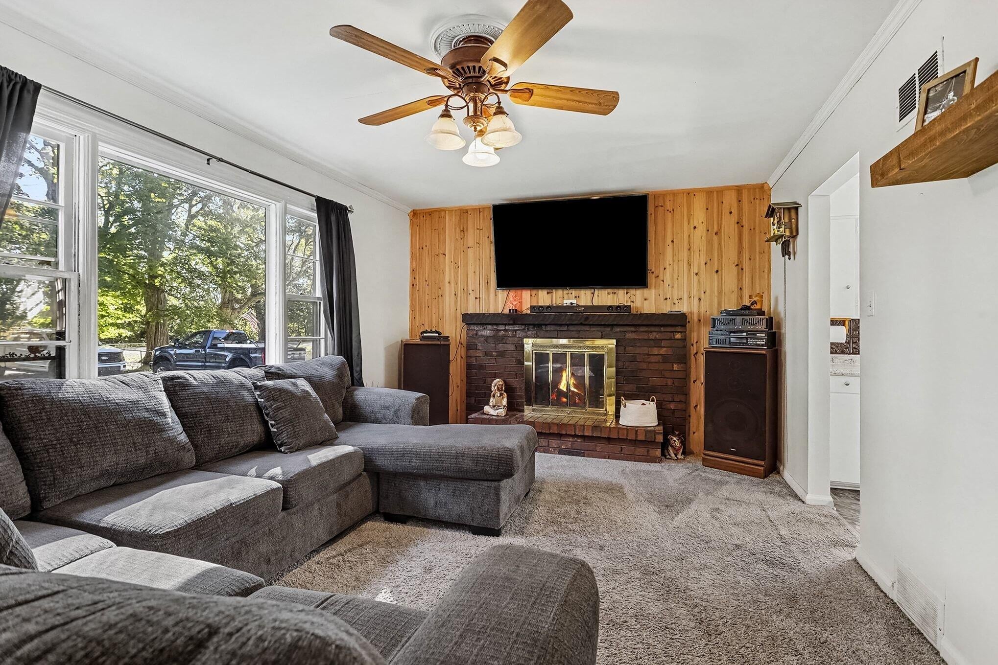 15886 Kellogg School Road