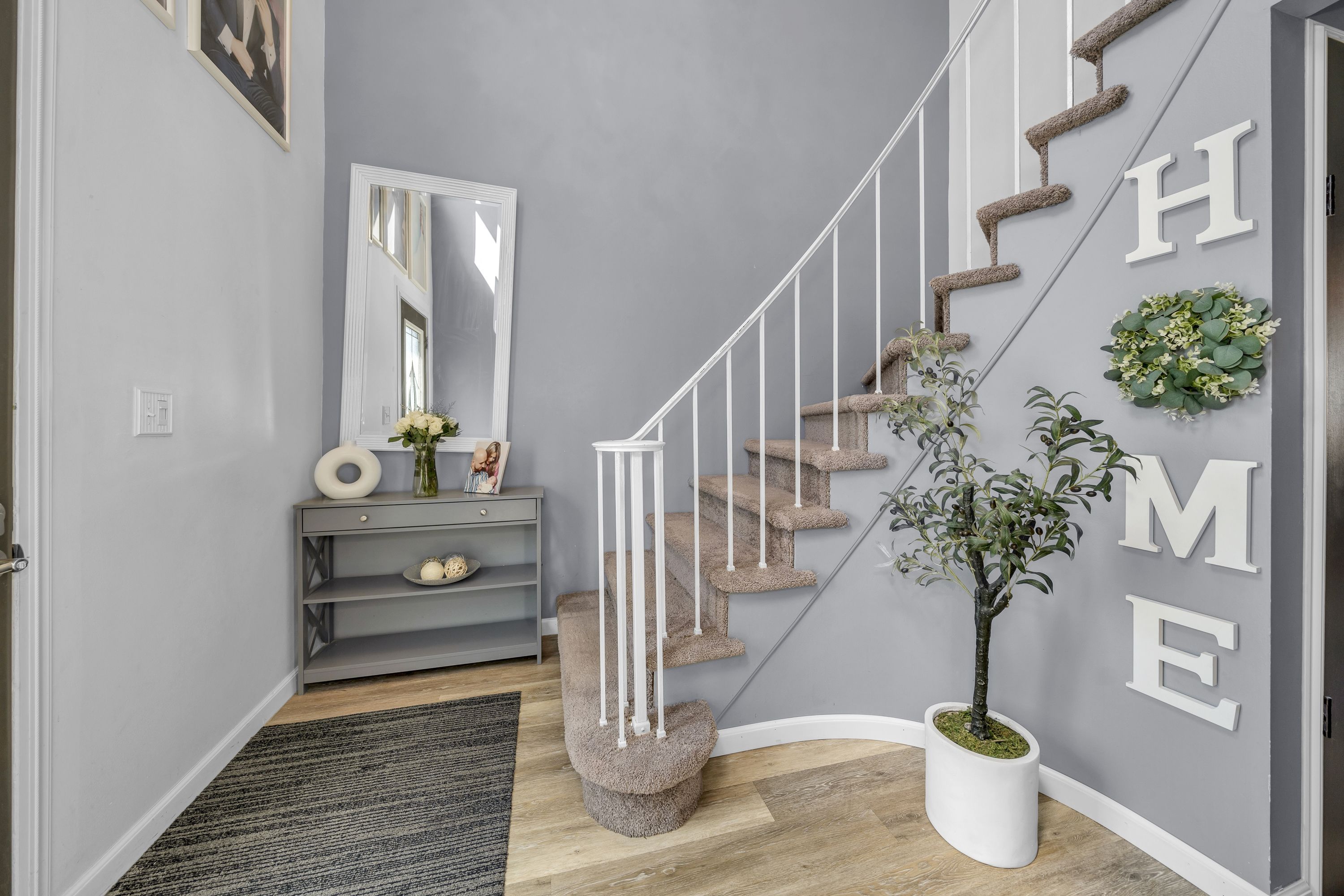 Clinton Charter Township, Michigan 48036, United States, 3 Bedrooms Bedrooms, ,3 BathroomsBathrooms,Residential,Pending,132570