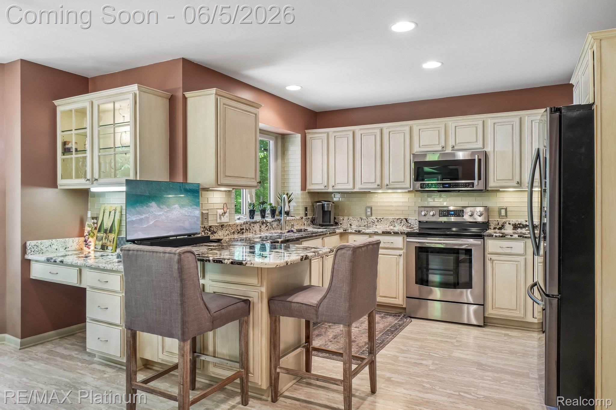 2260 Moorland's View