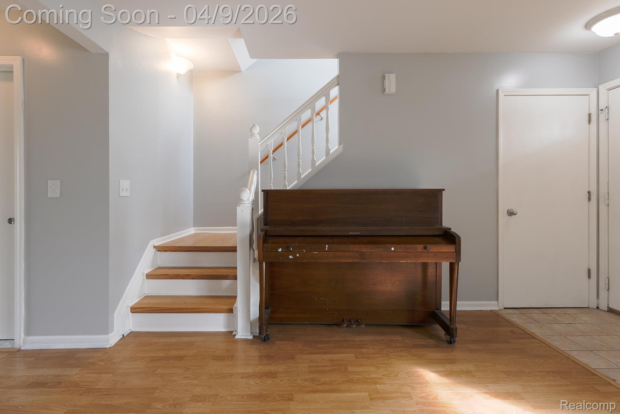 1654 River View Drive