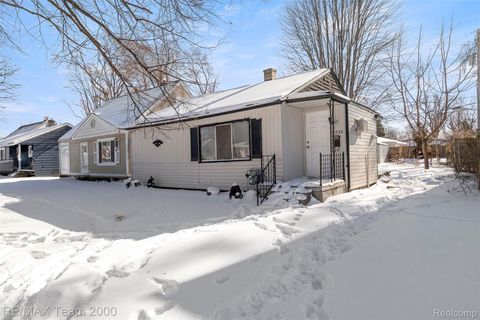 Tiny photo for 1236 E Evelyn Avenue, Hazel Park City, MI 48030 (MLS # 20261006216)