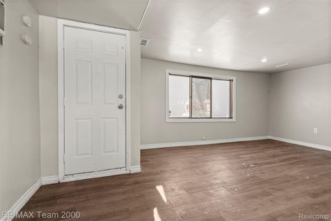 Tiny photo for 1236 E Evelyn Avenue, Hazel Park City, MI 48030 (MLS # 20261006216)