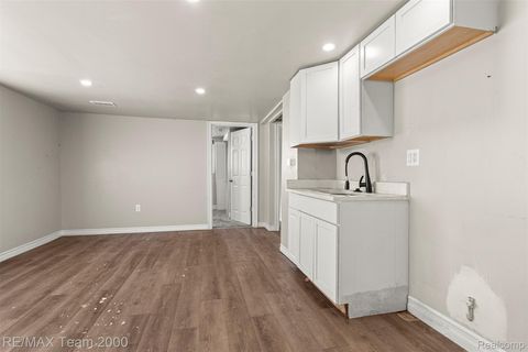 Tiny photo for 1236 E Evelyn Avenue, Hazel Park City, MI 48030 (MLS # 20261006216)