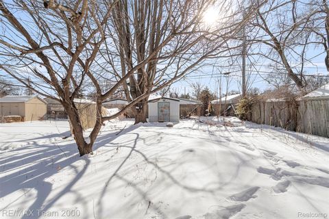 Tiny photo for 1236 E Evelyn Avenue, Hazel Park City, MI 48030 (MLS # 20261006216)