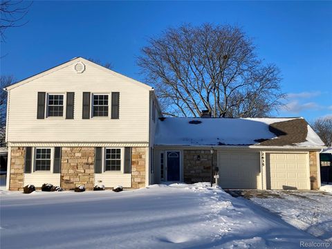 2635 Renshaw Drive Troy City MI 48085